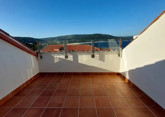 Atico Alefriz Apartment *